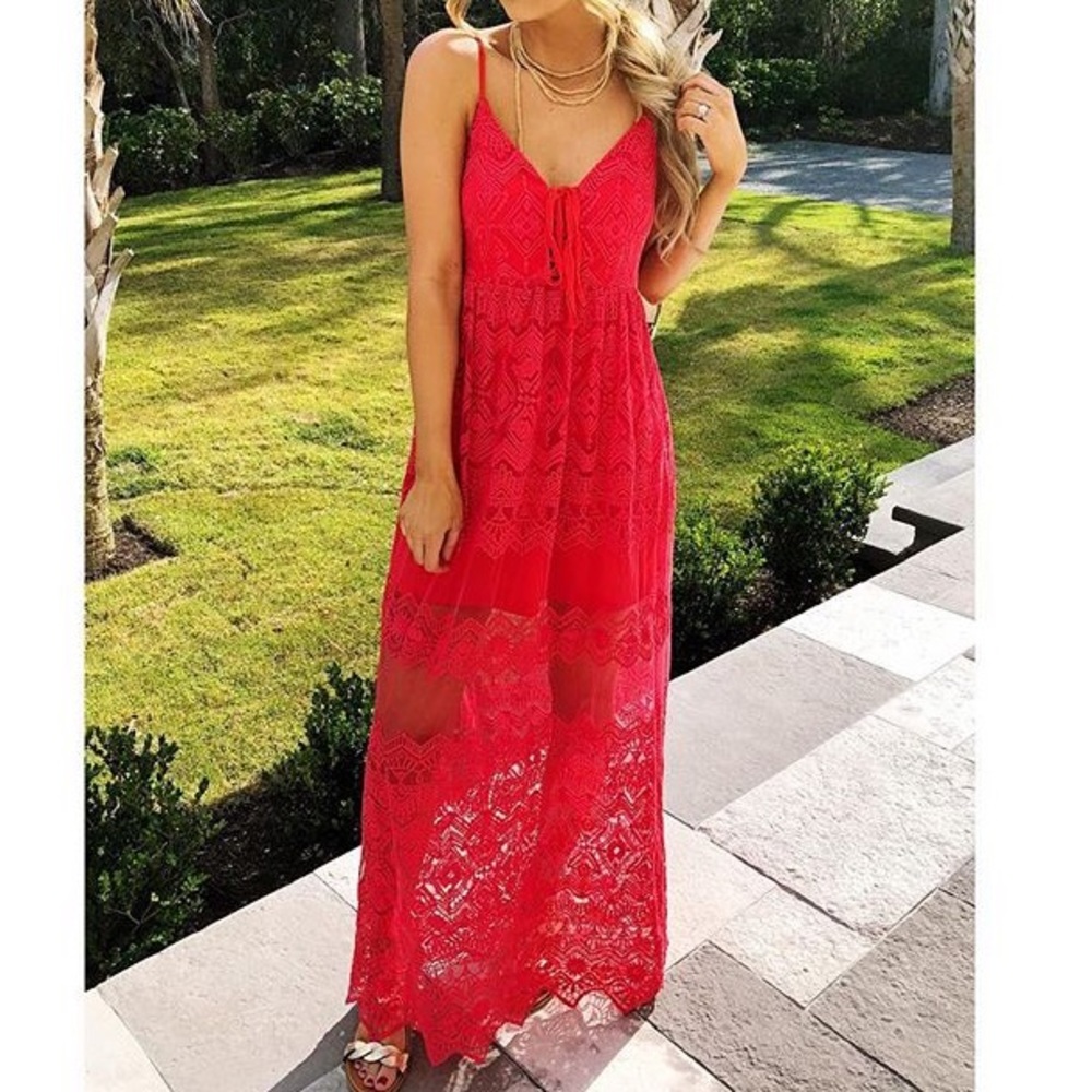 Stunning Lace Maxi Dress size Large